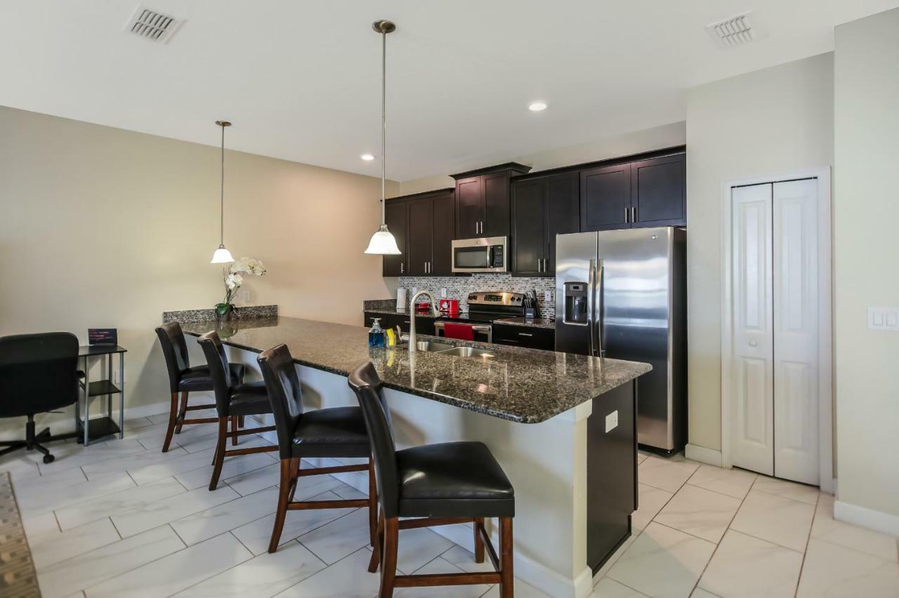 C - New 4 Bedroom Home - 5 Miles To Disney - Free Water Park - Private Pool Кисими Екстериор снимка