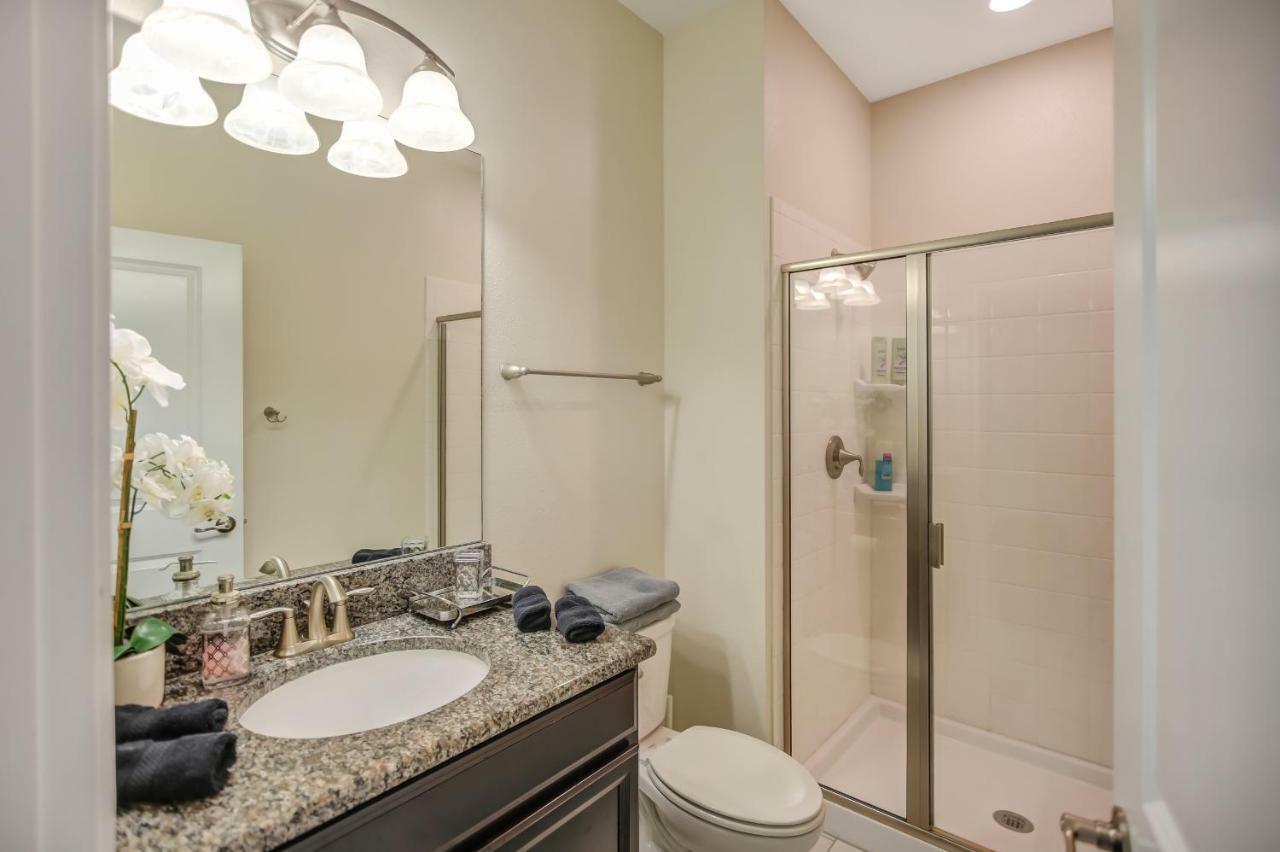 C - New 4 Bedroom Home - 5 Miles To Disney - Free Water Park - Private Pool Кисими Екстериор снимка